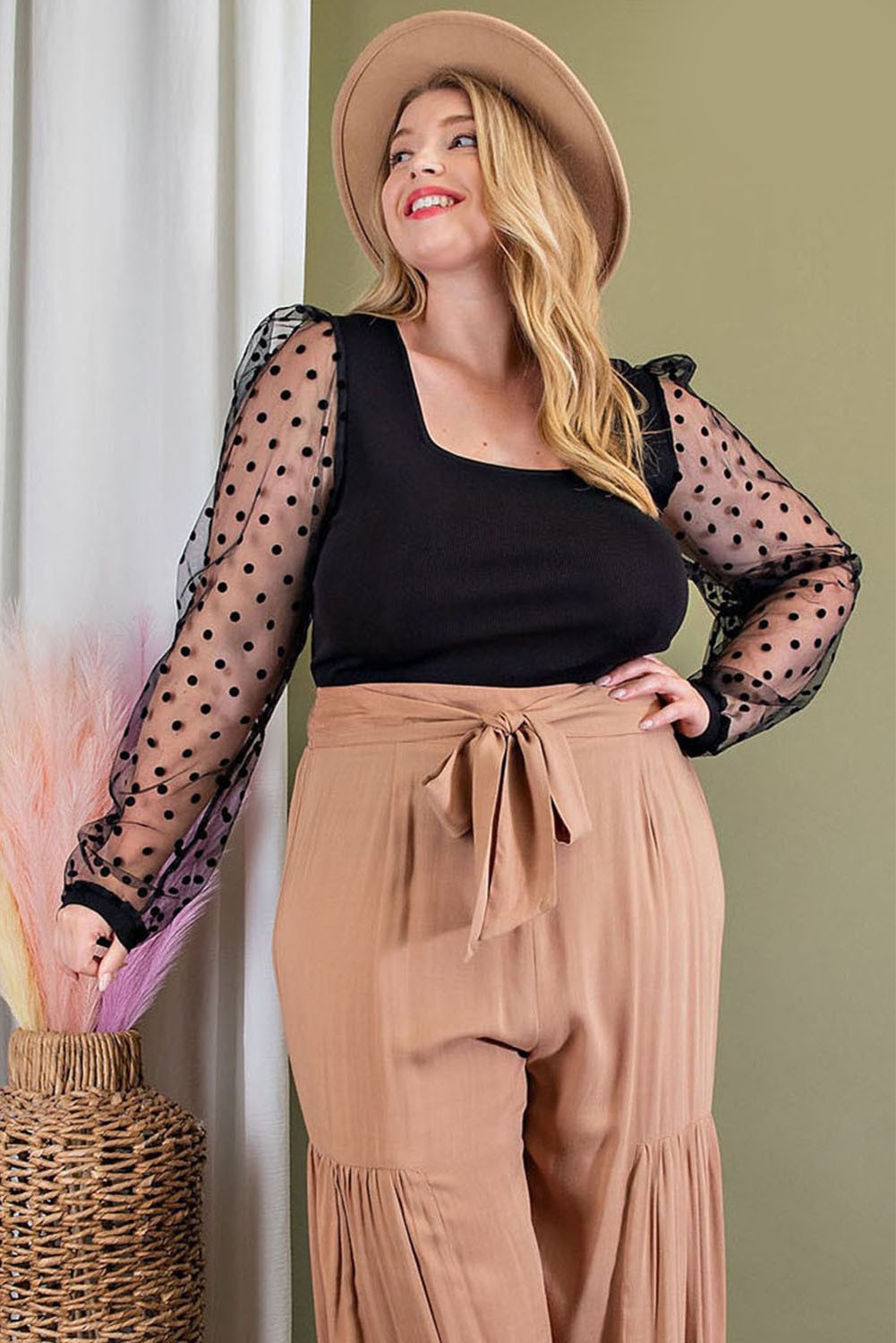 PLUS SIZE POLKA DOT SQUARE NECK TOP