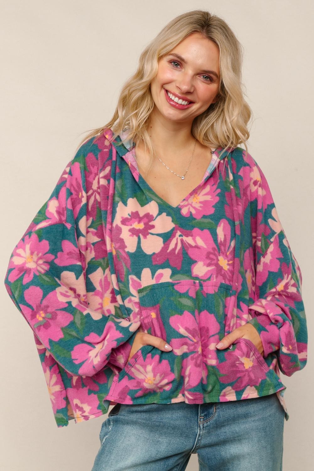 Loose Fit Top W/ Hoodie And Kangaroo Pocket (PREORDER)